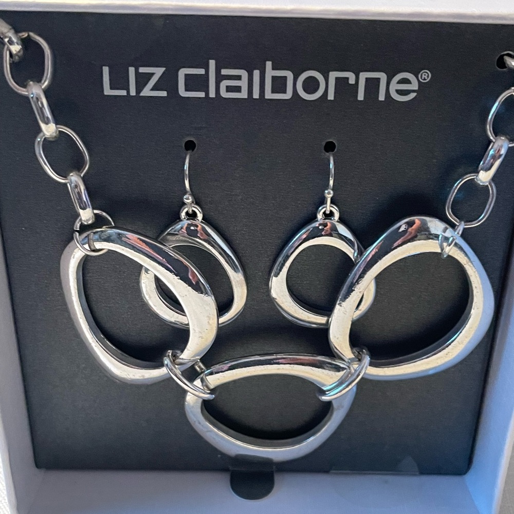 Brand New Liz Claiborne Boxed Fashion Necklace and Earring Set